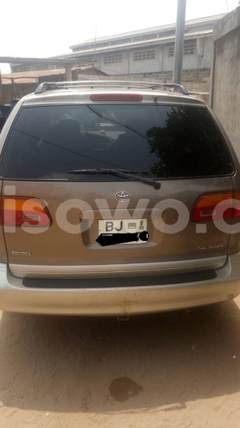 Big with watermark toyota sienna benin cotonou 5841
