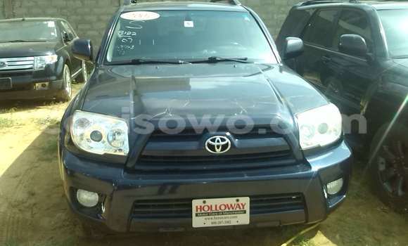 Acheter Occasion Voiture Toyota 4Runner Bleu à Porto Novo, Benin Acheter Occasion Voiture Toyota 4Runner Bleu à Porto Novo, Benin