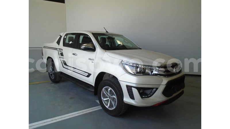 Big with watermark toyota hilux benin import dubai 5859