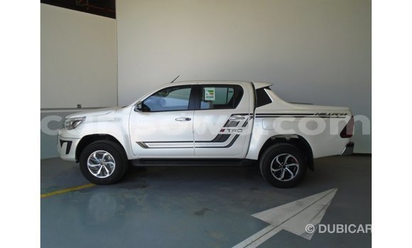 Buy Import Toyota Hilux White Car in Import - Dubai in Benign Buy Import Toyota Hilux White Car in Import - Dubai in Benign