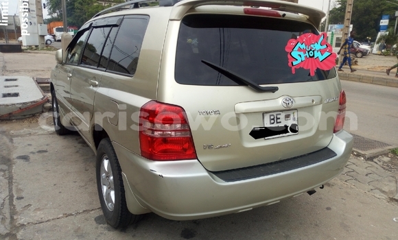 Ra Àlòkù Toyota Highlander Silver Ọkọ̀ in Cotonou ni Benin Ra Àlòkù Toyota Highlander Silver Ọkọ̀ in Cotonou ni Benin