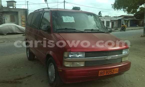 Acheter Occasion Voiture Chevrolet Caprice Rouge à Porto Novo, Benin Acheter Occasion Voiture Chevrolet Caprice Rouge à Porto Novo, Benin