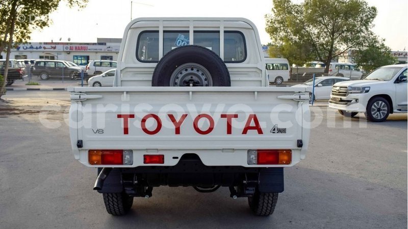 Big with watermark toyota land cruiser benin import dubai 5905