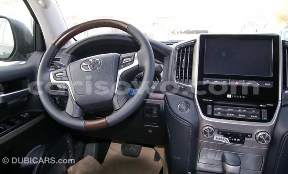 Sayi Imported Toyota Land Cruiser Black Mota in Import - Dubai a Benin Sayi Imported Toyota Land Cruiser Black Mota in Import - Dubai a Benin