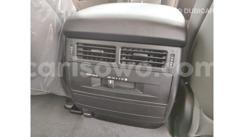 Big with watermark toyota land cruiser benin import dubai 5927