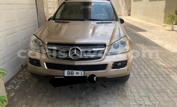 Acheter Occasion Voiture Mercedes-Benz GL–Class Beige à Cotonou, Benin Acheter Occasion Voiture Mercedes-Benz GL–Class Beige à Cotonou, Benin