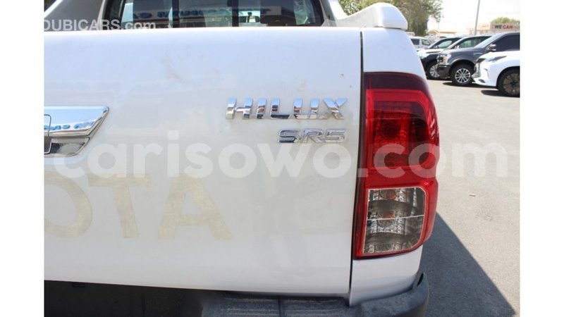 Big with watermark toyota hilux benin import dubai 5941