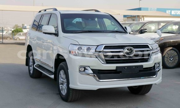 Buy Import Toyota Land Cruiser White Car in Import - Dubai in Benign Buy Import Toyota Land Cruiser White Car in Import - Dubai in Benign