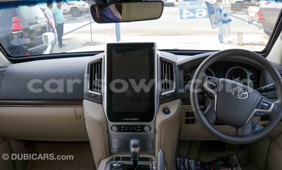 Buy Import Toyota Land Cruiser White Car in Import - Dubai in Benign Buy Import Toyota Land Cruiser White Car in Import - Dubai in Benign