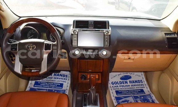 Acheter Import Voiture Toyota Prado Blanc à Import - Dubai, Benin Acheter Import Voiture Toyota Prado Blanc à Import - Dubai, Benin