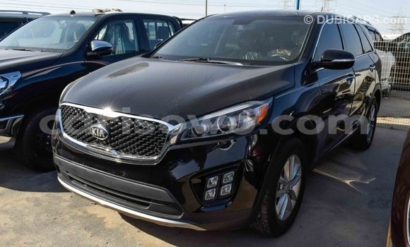 Acheter Import Voiture Kia Sorento Noir à Import - Dubai, Benin Acheter Import Voiture Kia Sorento Noir à Import - Dubai, Benin