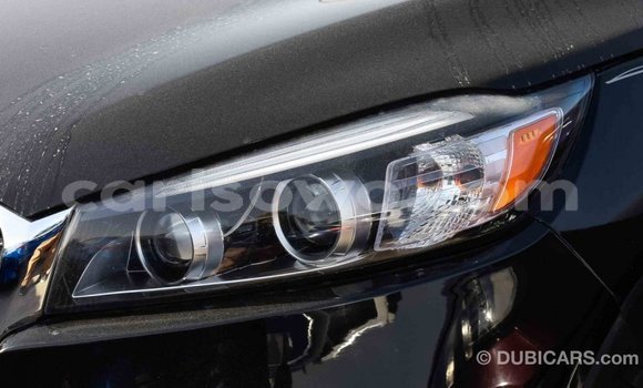 Acheter Import Voiture Kia Sorento Noir à Import - Dubai, Benin Acheter Import Voiture Kia Sorento Noir à Import - Dubai, Benin