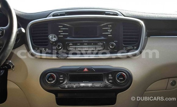 Acheter Import Voiture Kia Sorento Marron à Import - Dubai, Benin Acheter Import Voiture Kia Sorento Marron à Import - Dubai, Benin