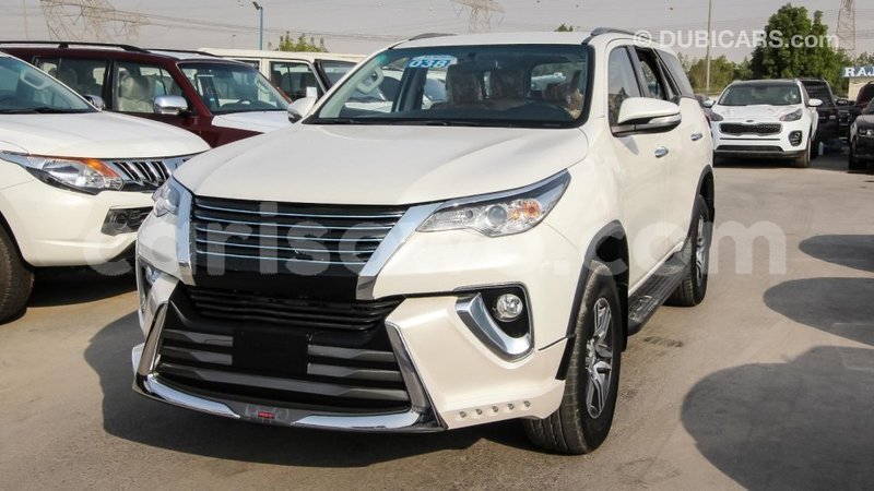 Big with watermark toyota fortuner benin import dubai 5964