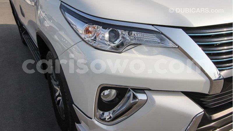 Big with watermark toyota fortuner benin import dubai 5964