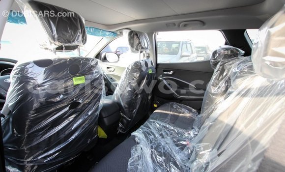 Acheter Import Voiture Hyundai Santa Fe Blanc à Import - Dubai, Benin Acheter Import Voiture Hyundai Santa Fe Blanc à Import - Dubai, Benin