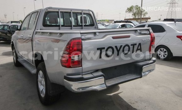Acheter Import Voiture Toyota Hilux Autre à Import - Dubai, Benin Acheter Import Voiture Toyota Hilux Autre à Import - Dubai, Benin