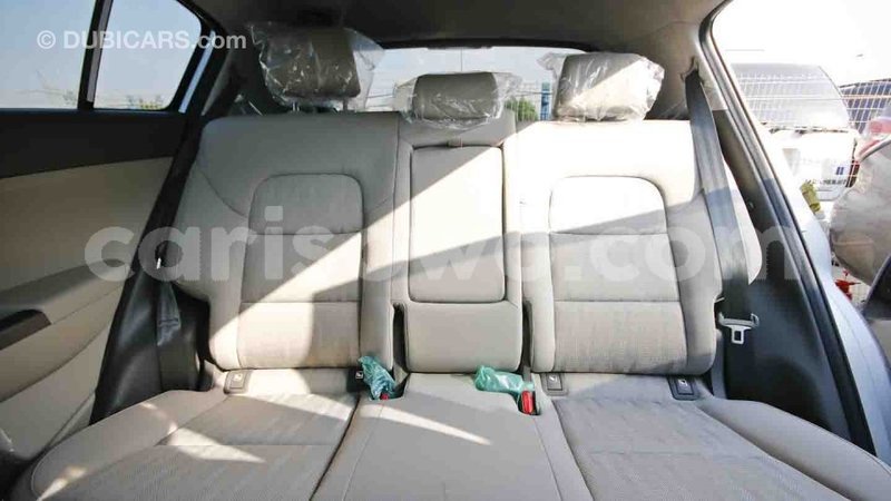 Big with watermark kia sportage benin import dubai 5983