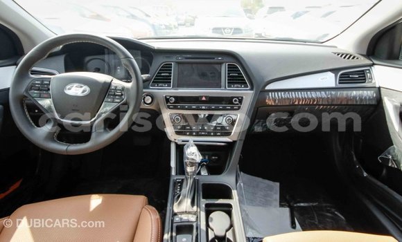 Ra Imported Hyundai Sonata funfun Ọkọ̀ in Import - Dubai ni Benin Ra Imported Hyundai Sonata funfun Ọkọ̀ in Import - Dubai ni Benin