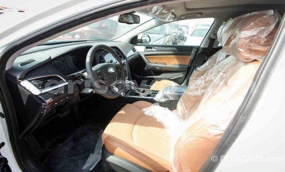 Ra Imported Hyundai Sonata funfun Ọkọ̀ in Import - Dubai ni Benin Ra Imported Hyundai Sonata funfun Ọkọ̀ in Import - Dubai ni Benin