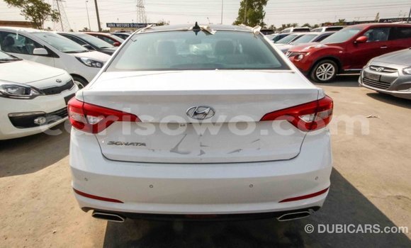 Ra Imported Hyundai Sonata funfun Ọkọ̀ in Import - Dubai ni Benin Ra Imported Hyundai Sonata funfun Ọkọ̀ in Import - Dubai ni Benin