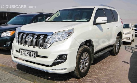 Acheter Import Voiture Toyota Prado Blanc à Import - Dubai, Benin Acheter Import Voiture Toyota Prado Blanc à Import - Dubai, Benin