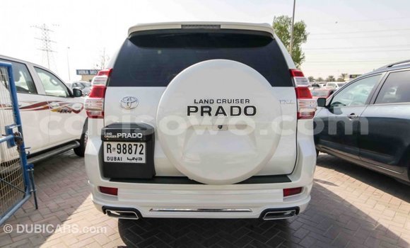 Acheter Import Voiture Toyota Prado Blanc à Import - Dubai, Benin Acheter Import Voiture Toyota Prado Blanc à Import - Dubai, Benin