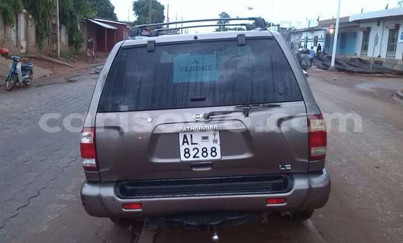 Acheter Occasion Voiture Nissan Pathfinder Marron à Abomey Calavi, Benin Acheter Occasion Voiture Nissan Pathfinder Marron à Abomey Calavi, Benin