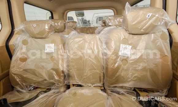 Ra Imported Hyundai Chorus funfun Ọkọ̀ akẹ́rù ńlá in Import - Dubai ni Benin Ra Imported Hyundai Chorus funfun Ọkọ̀ akẹ́rù ńlá in Import - Dubai ni Benin