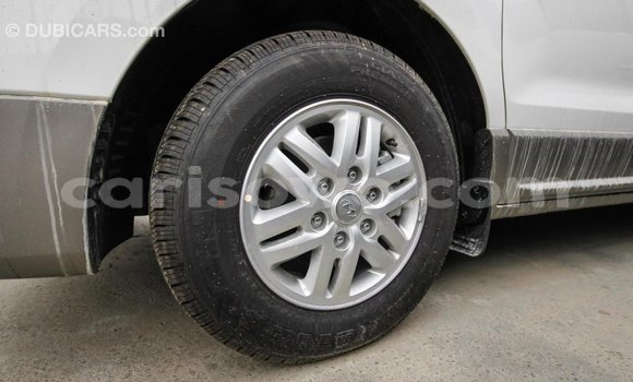 Ra Imported Hyundai Chorus funfun Ọkọ̀ akẹ́rù ńlá in Import - Dubai ni Benin Ra Imported Hyundai Chorus funfun Ọkọ̀ akẹ́rù ńlá in Import - Dubai ni Benin