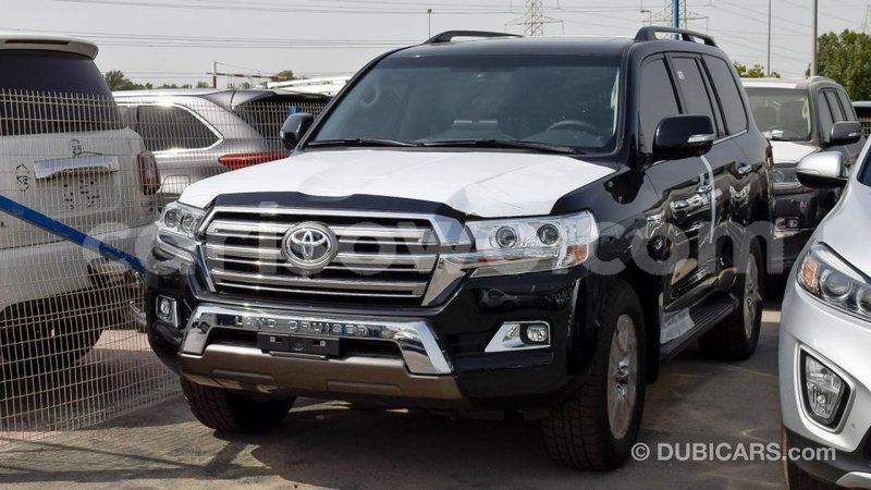 Big with watermark toyota land cruiser benin import dubai 6002