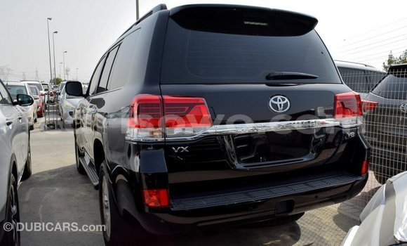 Ra Imported Toyota Land Cruiser Black Ọkọ̀ in Import - Dubai ni Benin Ra Imported Toyota Land Cruiser Black Ọkọ̀ in Import - Dubai ni Benin