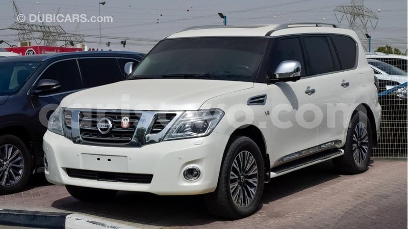 Big with watermark nissan patrol benin import dubai 6004
