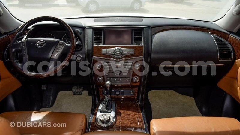 Big with watermark nissan patrol benin import dubai 6004