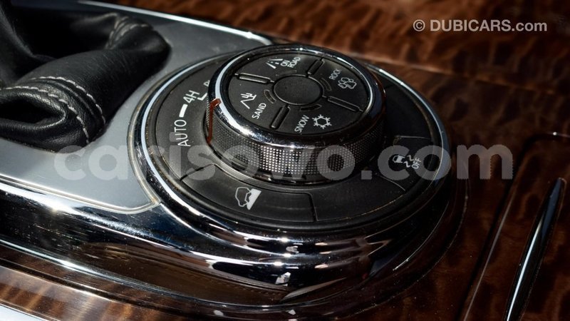 Big with watermark nissan patrol benin import dubai 6004