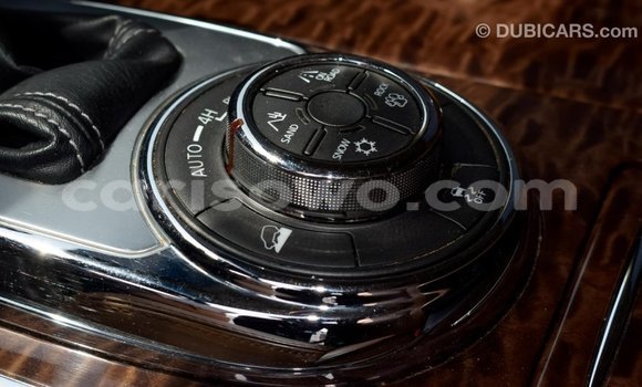 Acheter Import Voiture Nissan Patrol Blanc à Import - Dubai, Benin Acheter Import Voiture Nissan Patrol Blanc à Import - Dubai, Benin