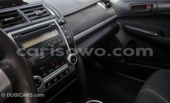 Ra Imported Toyota Camry funfun Ọkọ̀ in Import - Dubai ni Benin Ra Imported Toyota Camry funfun Ọkọ̀ in Import - Dubai ni Benin