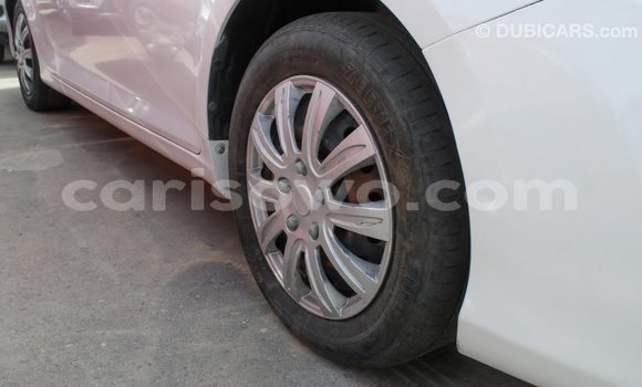 Ra Imported Toyota Camry funfun Ọkọ̀ in Import - Dubai ni Benin Ra Imported Toyota Camry funfun Ọkọ̀ in Import - Dubai ni Benin