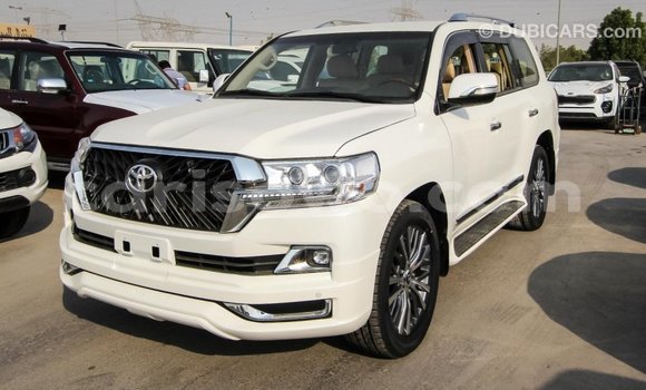 Buy Import Toyota Land Cruiser White Car in Import - Dubai in Benign Buy Import Toyota Land Cruiser White Car in Import - Dubai in Benign
