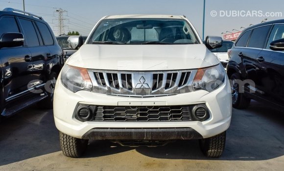 Ra Imported Mitsubishi L200 funfun Ọkọ̀ in Import - Dubai ni Benin Ra Imported Mitsubishi L200 funfun Ọkọ̀ in Import - Dubai ni Benin