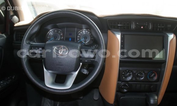 Ra Imported Toyota Fortuner funfun Ọkọ̀ in Import - Dubai ni Benin Ra Imported Toyota Fortuner funfun Ọkọ̀ in Import - Dubai ni Benin