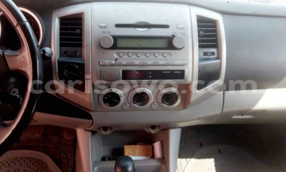 Ra Àlòkù Toyota Tacoma Black Ọkọ̀ in Cotonou ni Benin Ra Àlòkù Toyota Tacoma Black Ọkọ̀ in Cotonou ni Benin