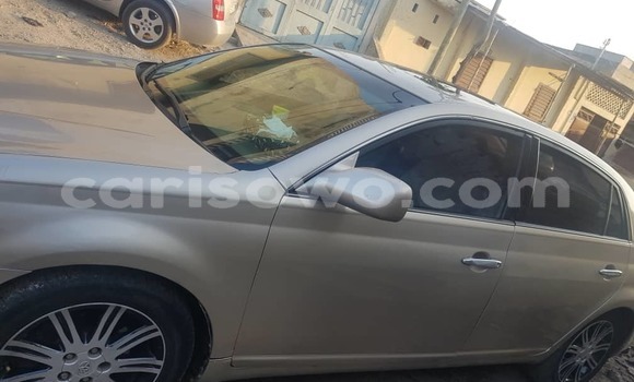 Ra Àlòkù Toyota Avalon Silver Ọkọ̀ in Cotonou ni Benin Ra Àlòkù Toyota Avalon Silver Ọkọ̀ in Cotonou ni Benin