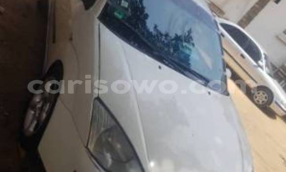 Ra Àlòkù Ford Focus funfun Ọkọ̀ in Cotonou ni Benin Ra Àlòkù Ford Focus funfun Ọkọ̀ in Cotonou ni Benin