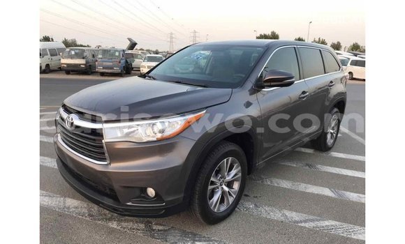 Acheter Import Voiture Toyota Highlander Autre à Import - Dubai, Benin Acheter Import Voiture Toyota Highlander Autre à Import - Dubai, Benin