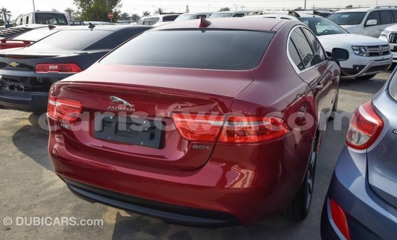 Acheter Import Voiture Jaguar XE Rouge à Import - Dubai, Benin Acheter Import Voiture Jaguar XE Rouge à Import - Dubai, Benin