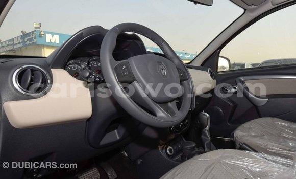 Acheter Import Voiture Renault Duster Blanc à Import - Dubai, Benin Acheter Import Voiture Renault Duster Blanc à Import - Dubai, Benin