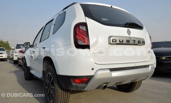 Acheter Import Voiture Renault Duster Blanc à Import - Dubai, Benin Acheter Import Voiture Renault Duster Blanc à Import - Dubai, Benin