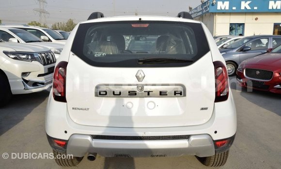 Acheter Import Voiture Renault Duster Blanc à Import - Dubai, Benin Acheter Import Voiture Renault Duster Blanc à Import - Dubai, Benin