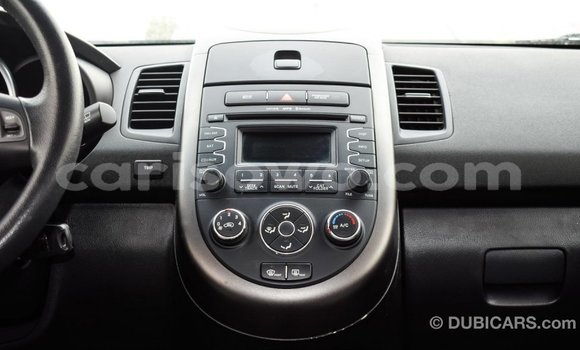 Acheter Import Voiture Kia Soul Noir à Import - Dubai, Benin Acheter Import Voiture Kia Soul Noir à Import - Dubai, Benin